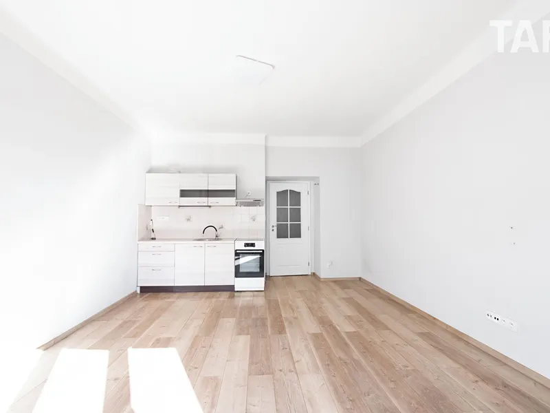 Prodej bytu 1+kk 34 m², Přípotoční, Praha